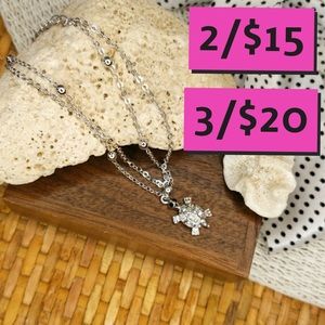 2/$15 NWT fashion turtle charm bracelet